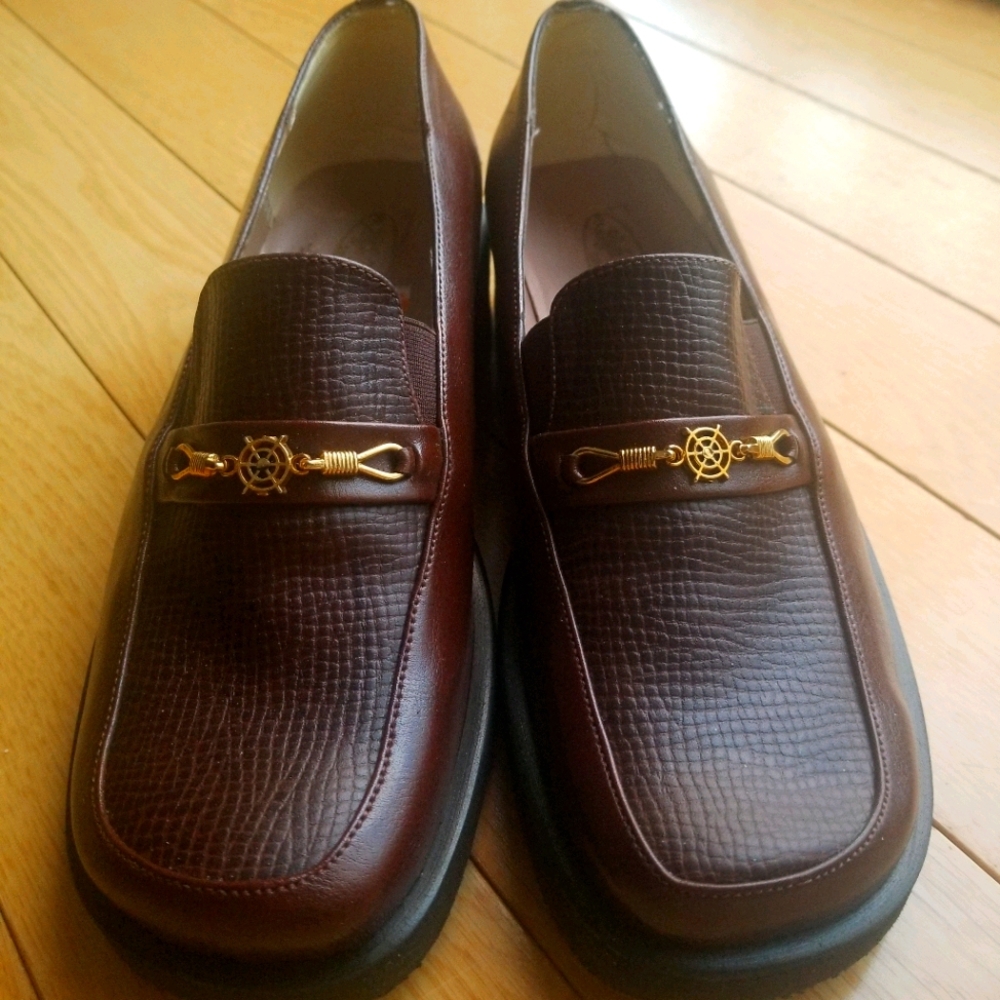 Vintage Platform Brown Loafers